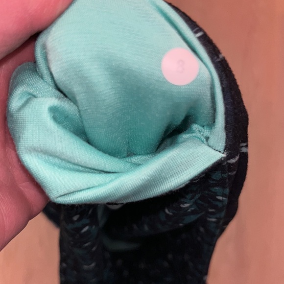 Lululemon Wunder Under Menthol green animal print leggings - Picture 4 of 5